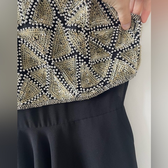 Black and gold short formal dress - Picture 3 of 4